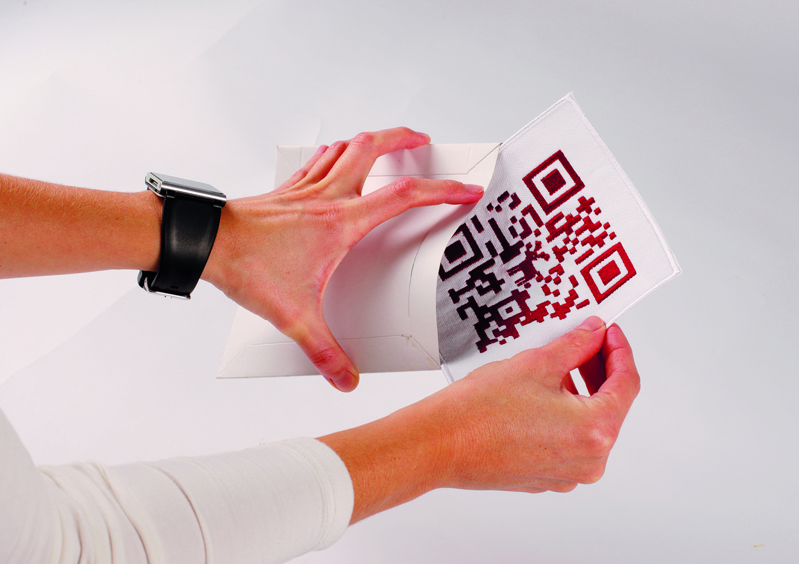 happy_qr_2014_1_rtad.jpg