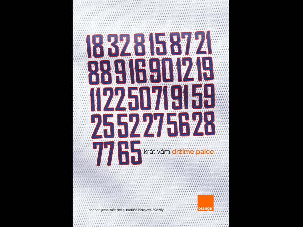 orange-hokej-drzime-palce.jpg
